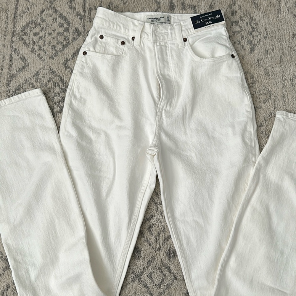 Ultra high rise slim Straight curve love NWT 25L